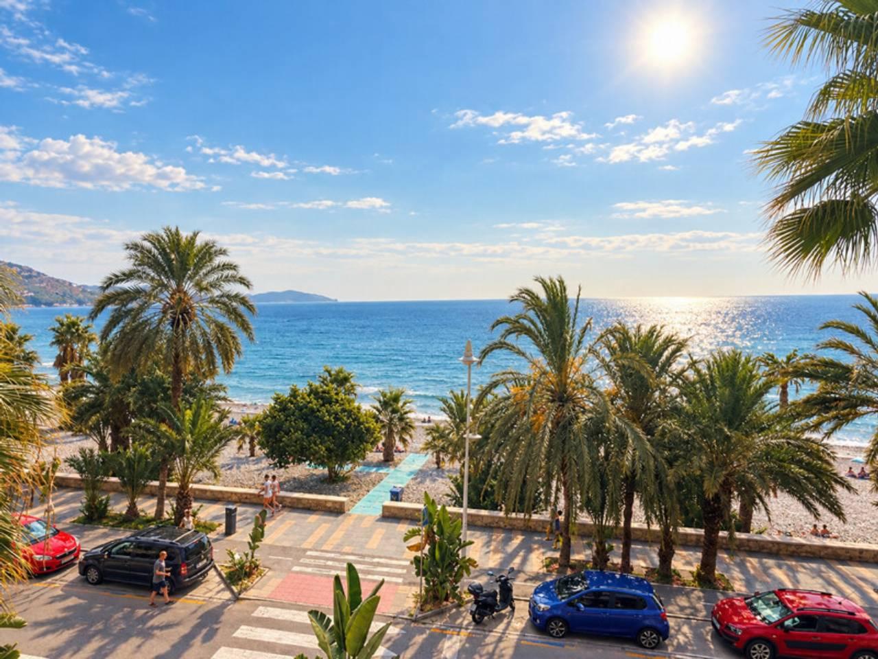 Apartment for Sale in Almuñécar