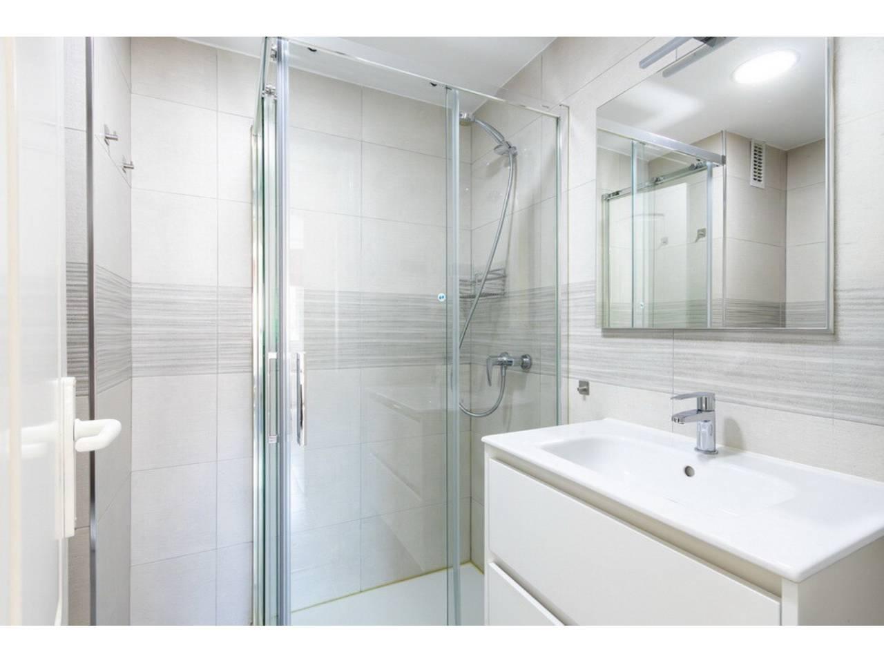 Flat for Sale in Almuñécar