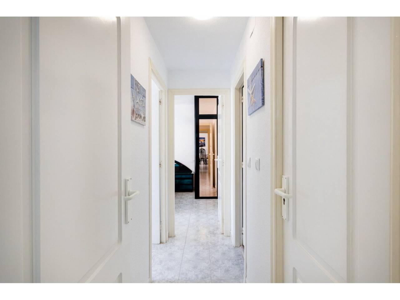 Flat for Sale in Almuñécar