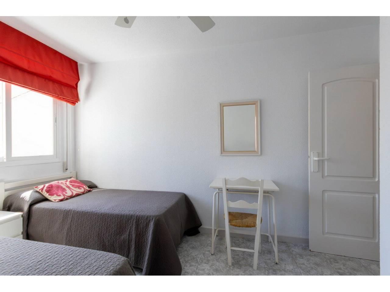 Flat for Sale in Almuñécar