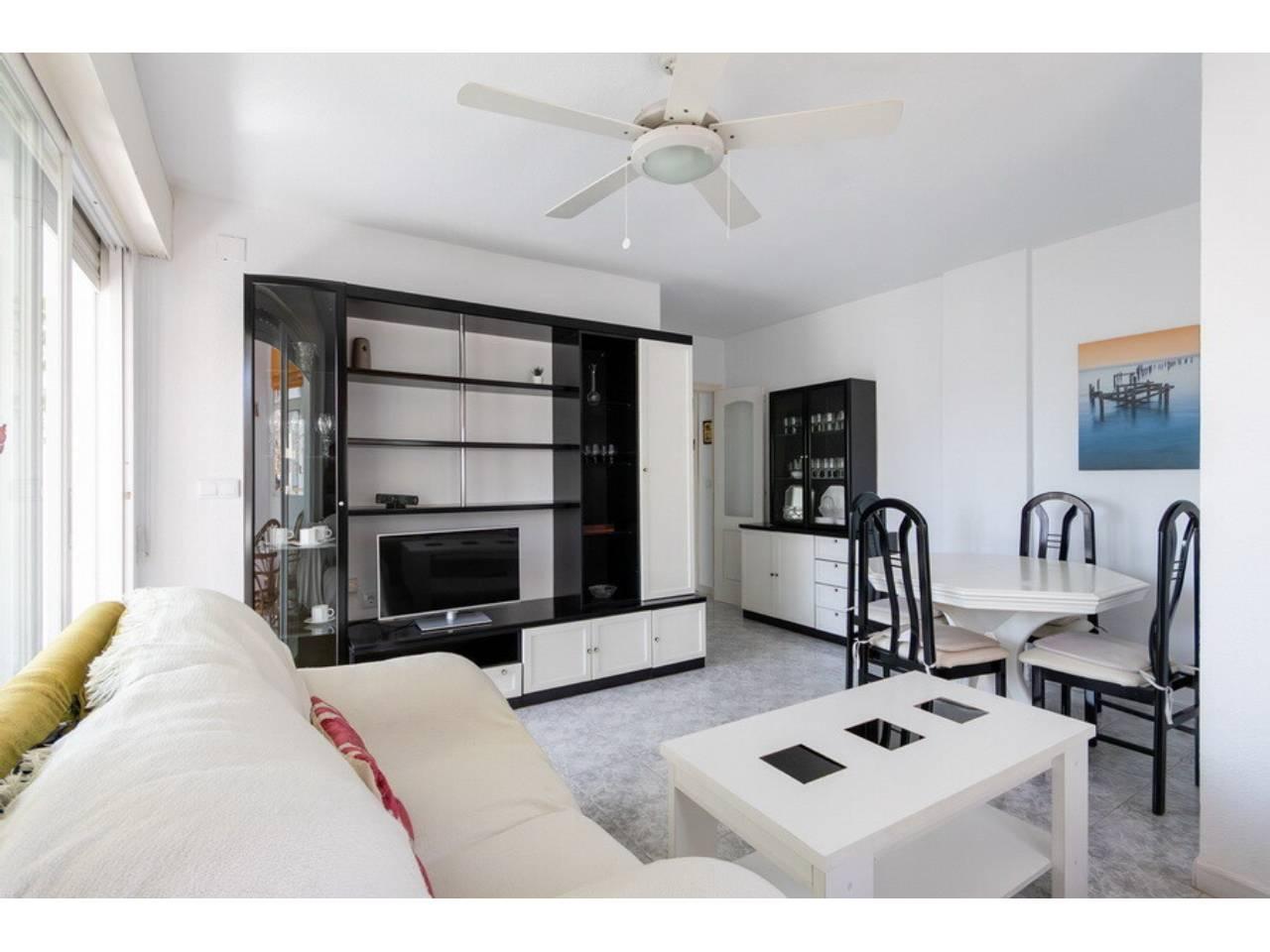 Flat for Sale in Almuñécar