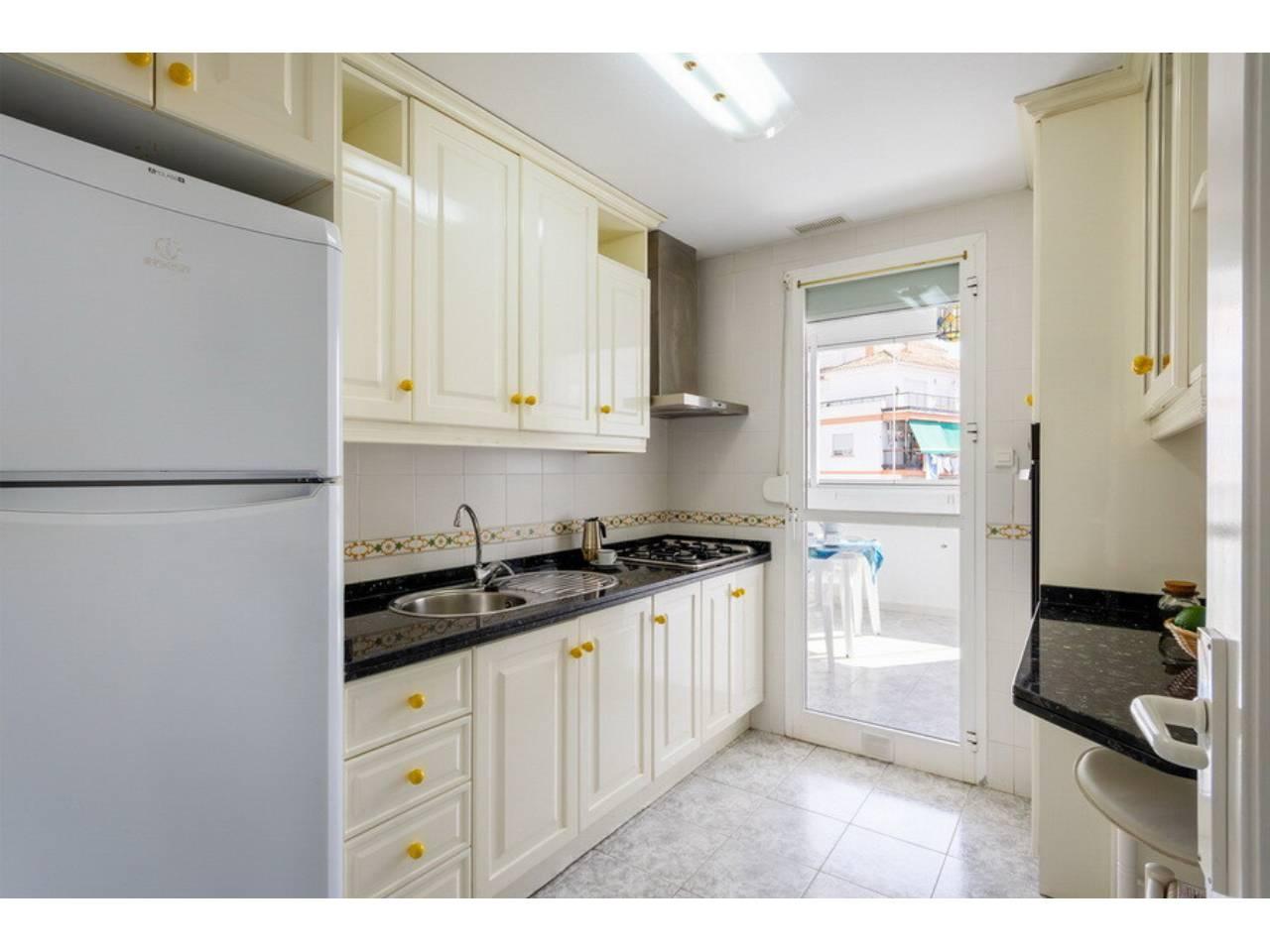 Flat for Sale in Almuñécar