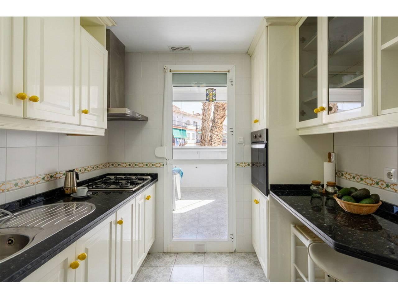 Flat for Sale in Almuñécar