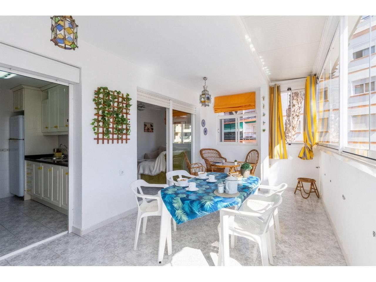 Flat for Sale in Almuñécar