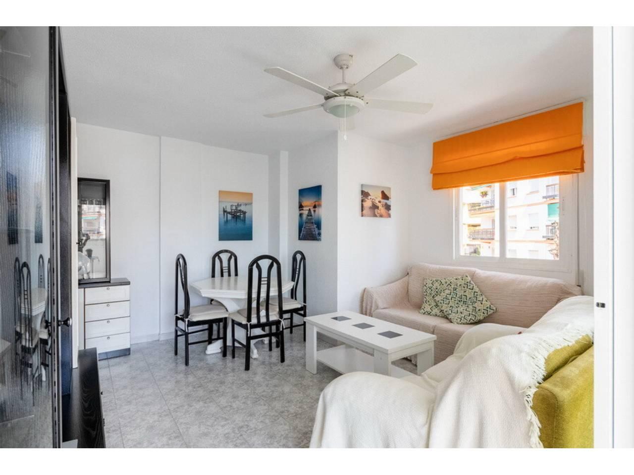 Flat for Sale in Almuñécar