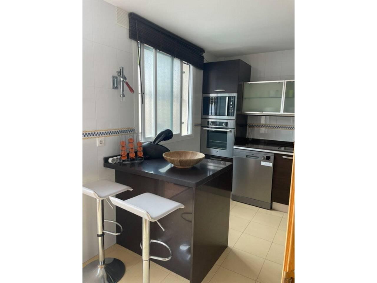 Chalet for Rent in Almuñécar