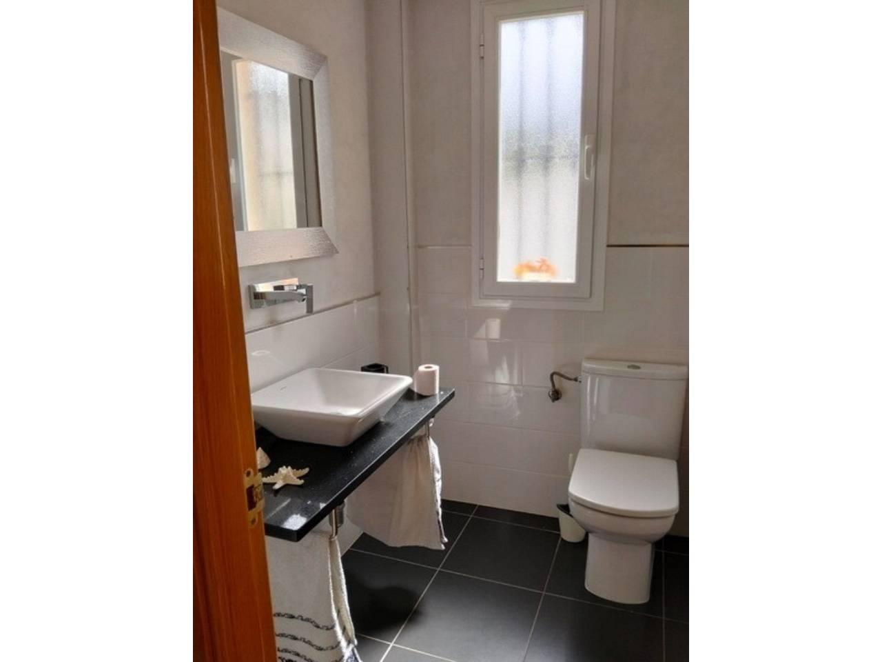 Chalet for Rent in Almuñécar