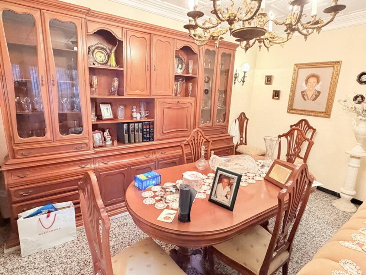 Flat for Sale in Almuñécar