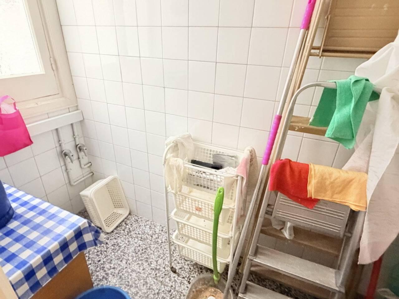 Flat for Sale in Almuñécar