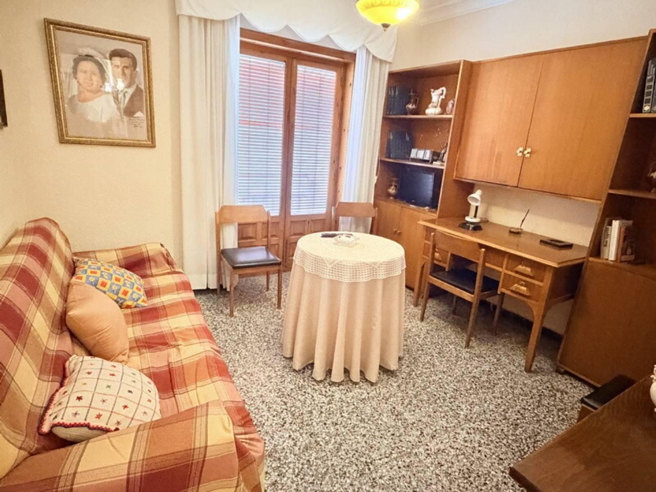 Flat for Sale in Almuñécar