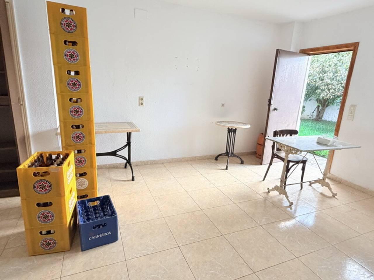 Premise for Rent in Almuñécar