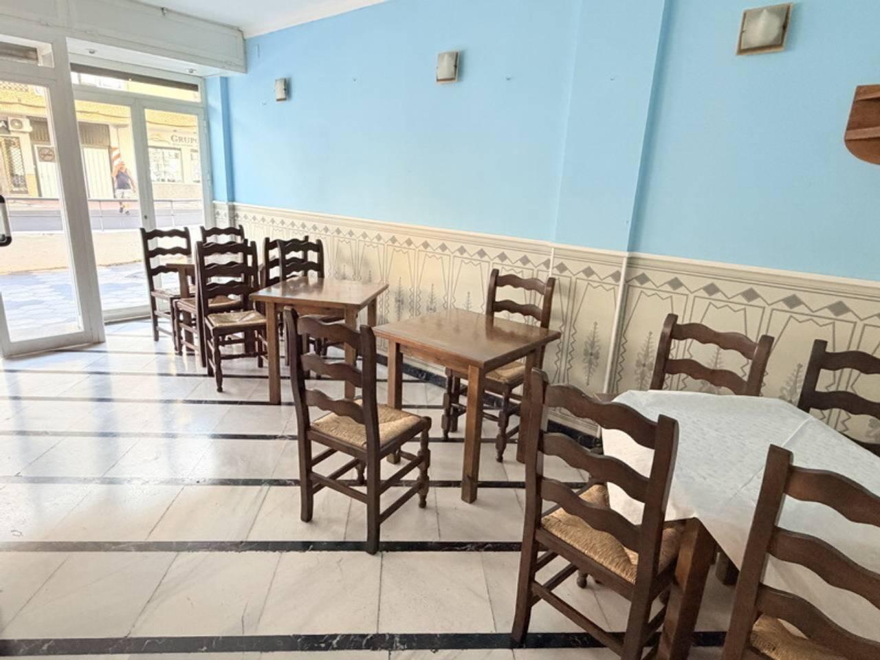 Premise for Rent in Almuñécar
