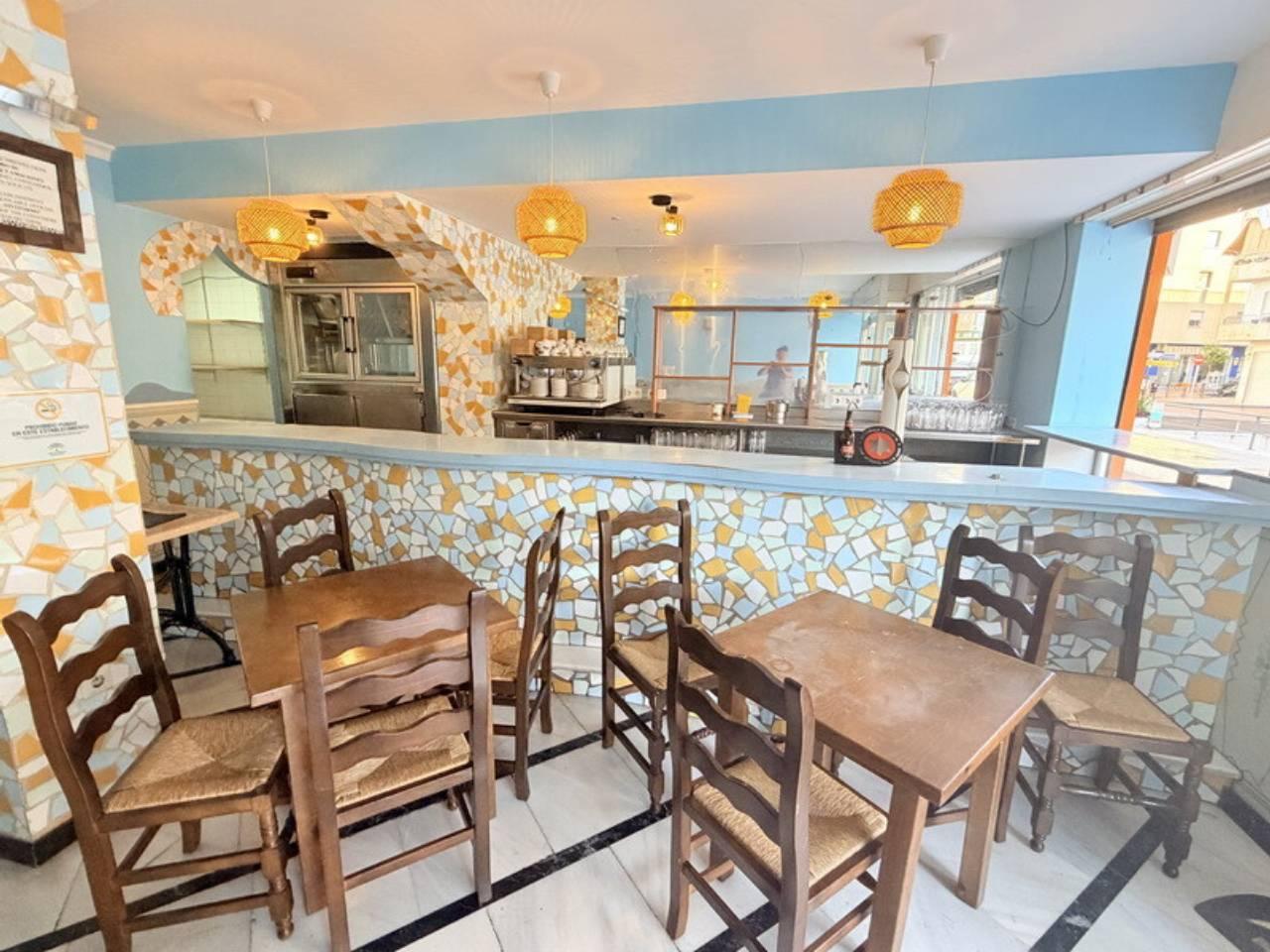 Premise for Rent in Almuñécar
