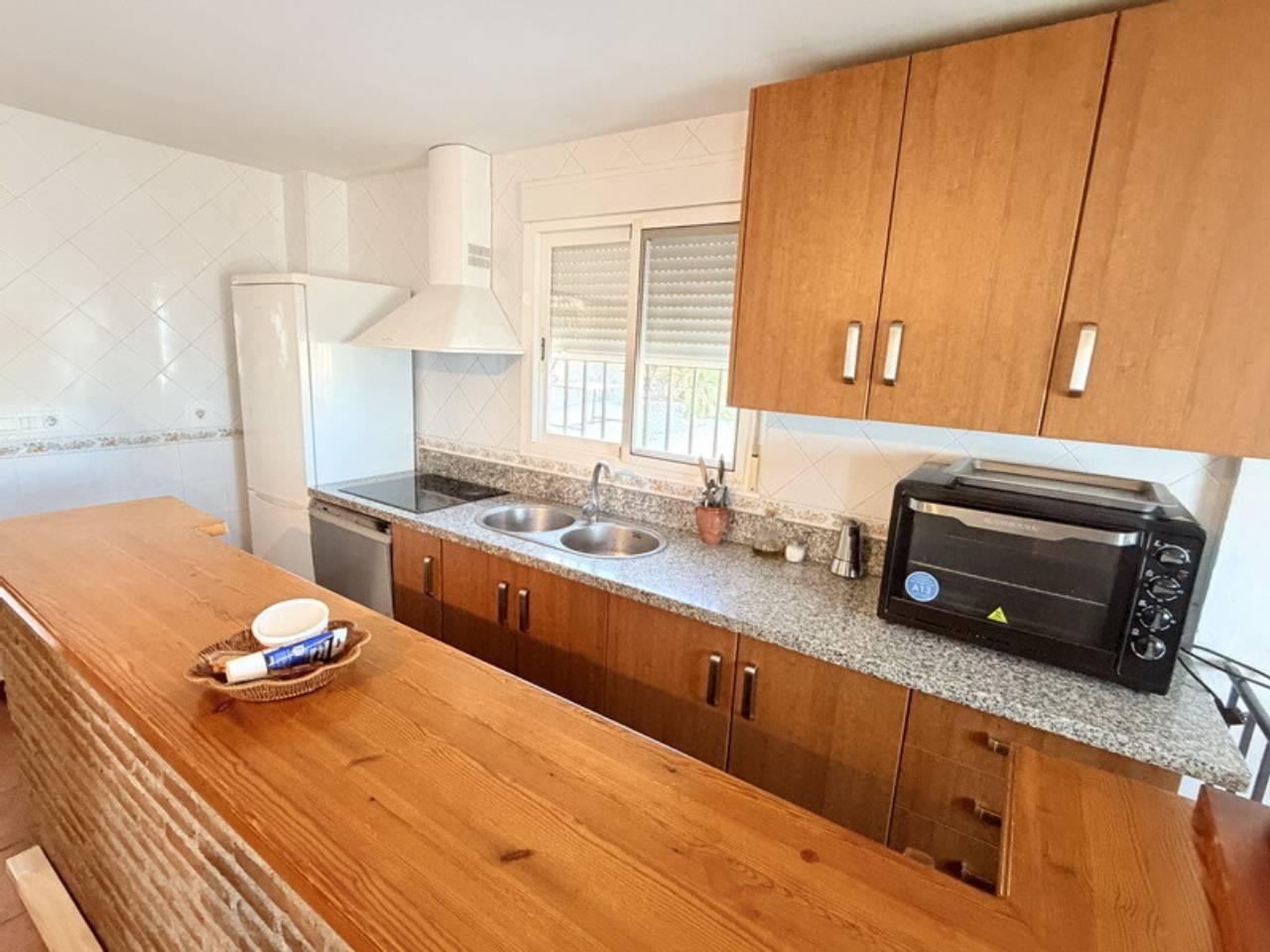 Chalet for Rent in Almuñécar
