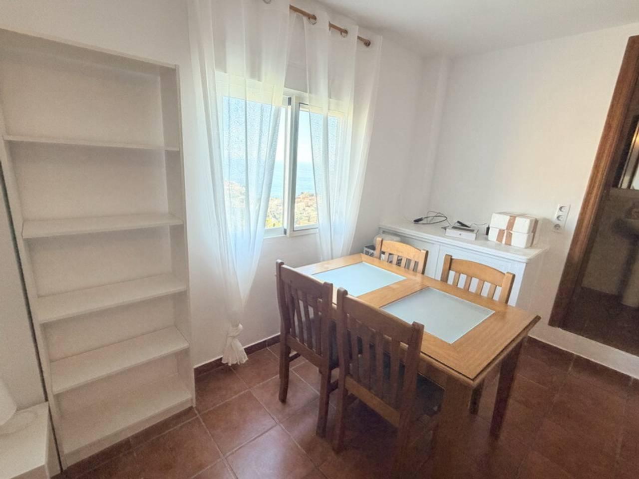 Chalet for Rent in Almuñécar