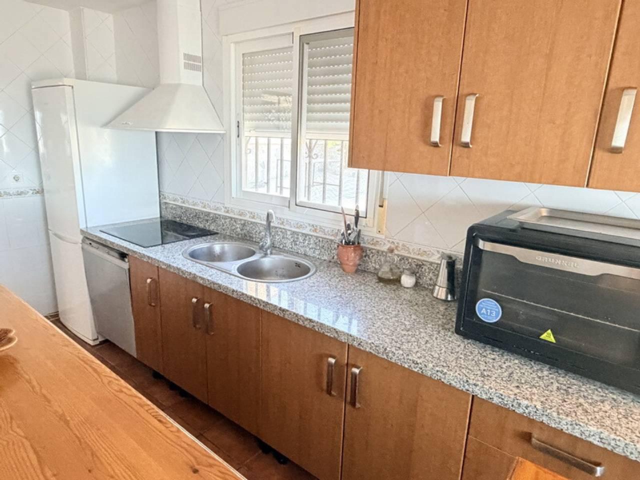 Chalet for Rent in Almuñécar