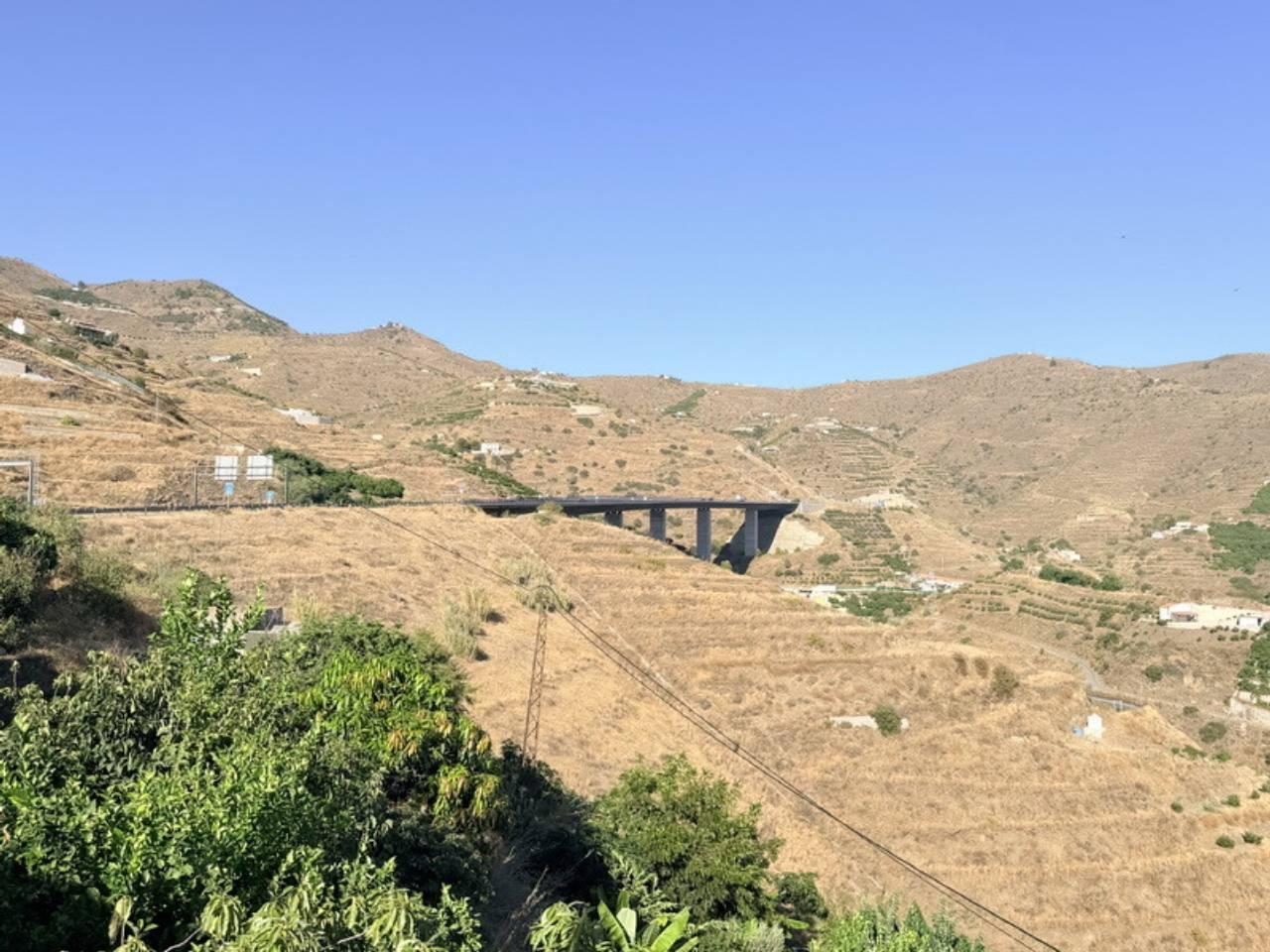 Chalet for Rent in Almuñécar