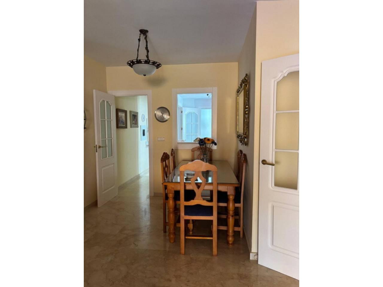 Apartamento en Alquiler en Almuñécar