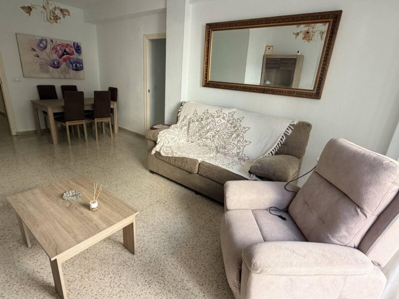 Flat for Sale in Almuñécar