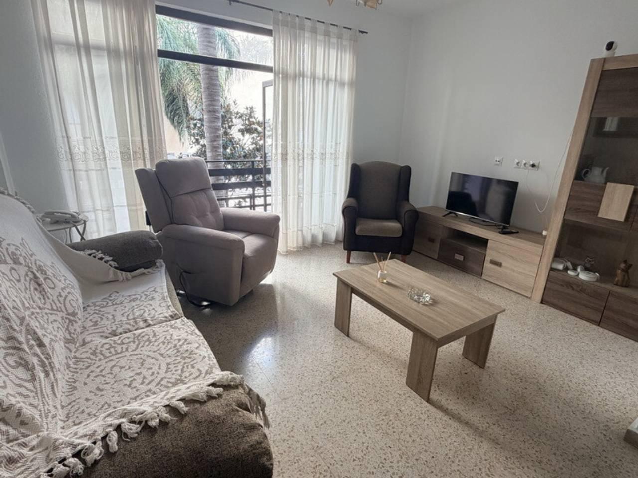 Flat for Sale in Almuñécar