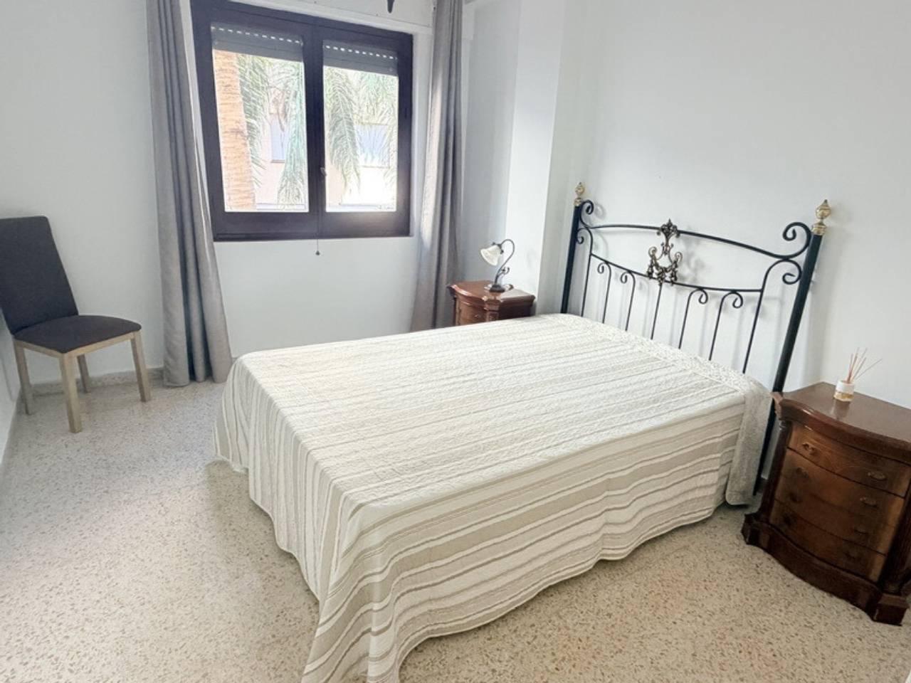 Flat for Sale in Almuñécar