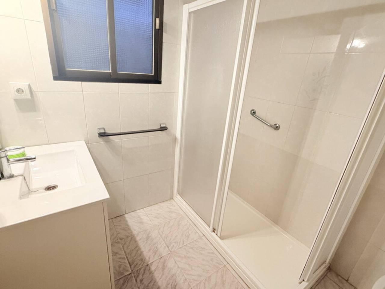 Flat for Sale in Almuñécar