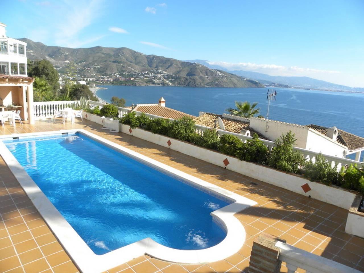 Apartamento en Venta en Almuñécar