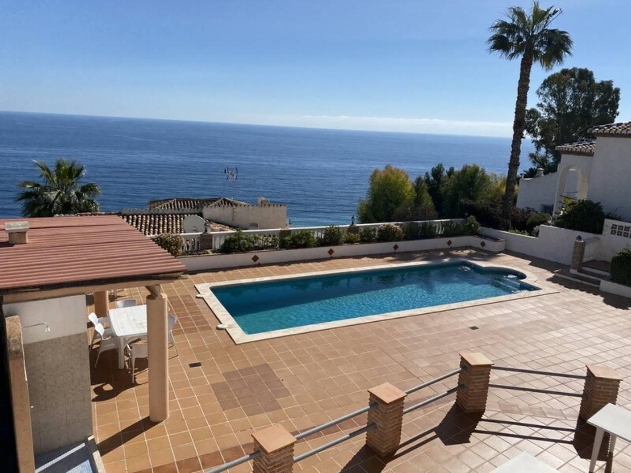 Apartamento en Venta en Almuñécar