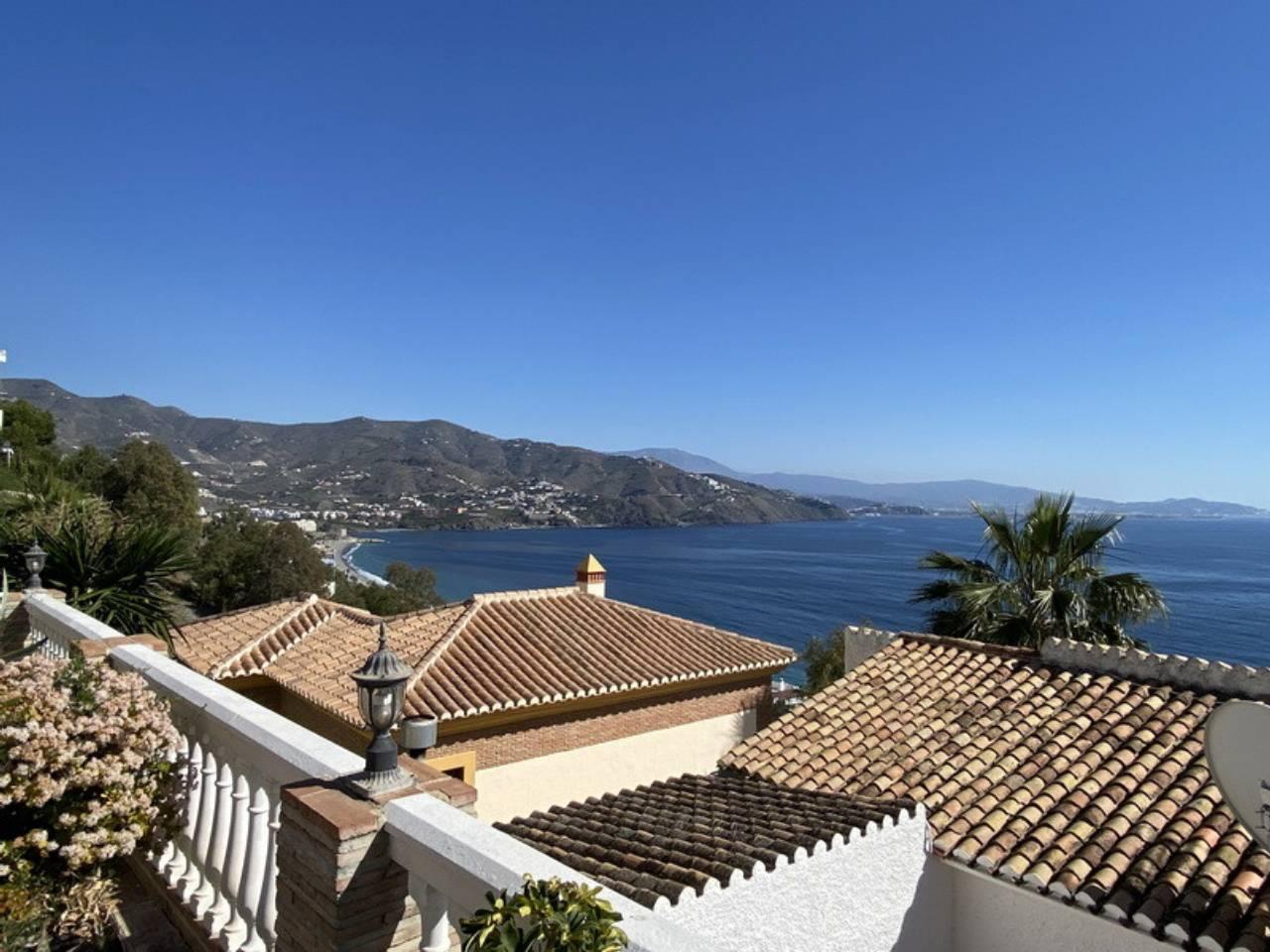 Apartamento en Venta en Almuñécar