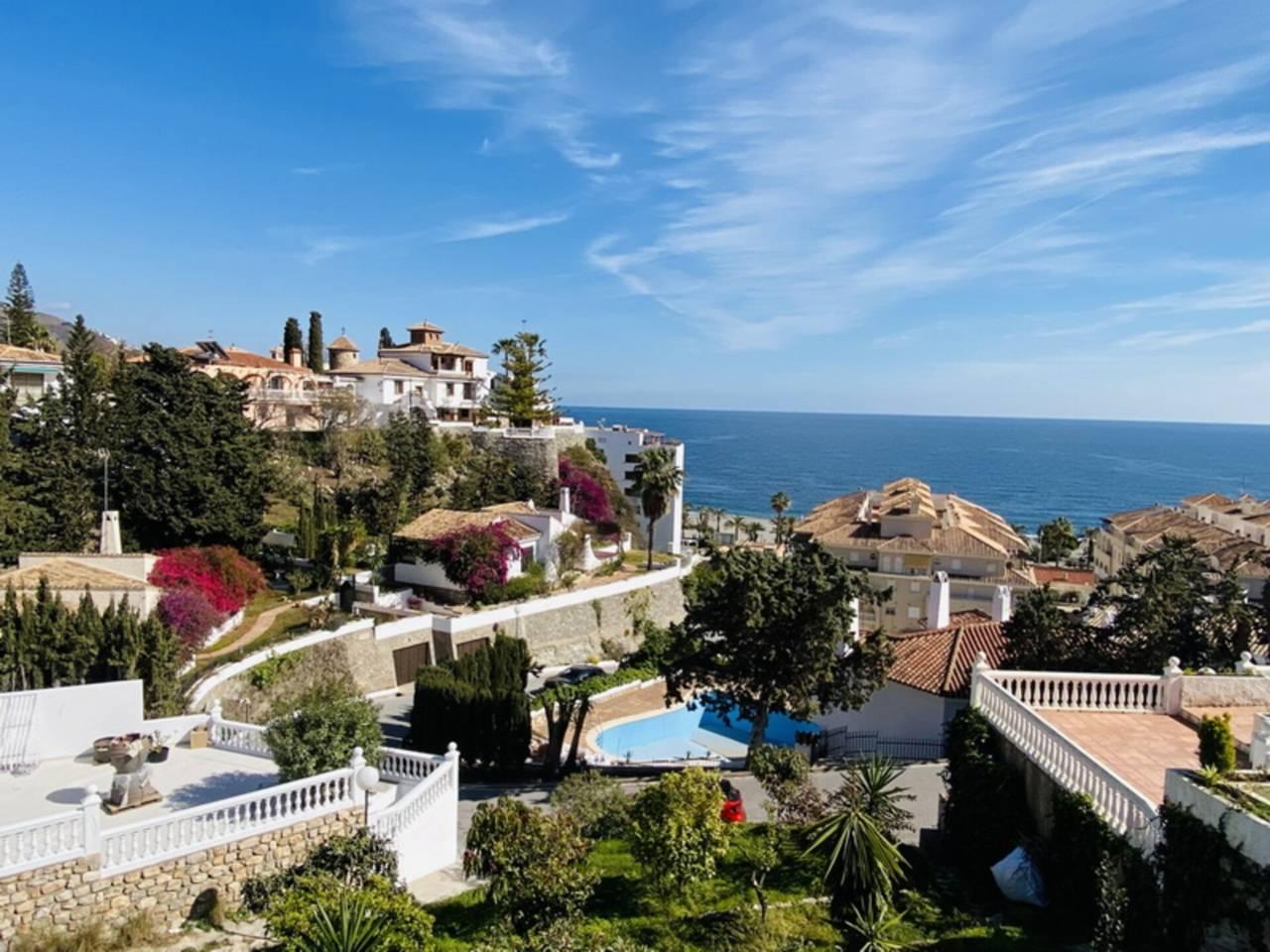 Apartment for Rent in Almuñécar