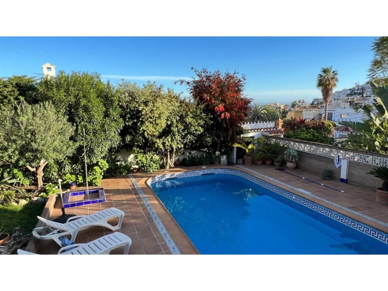 Chalet en Venta en Almuñécar