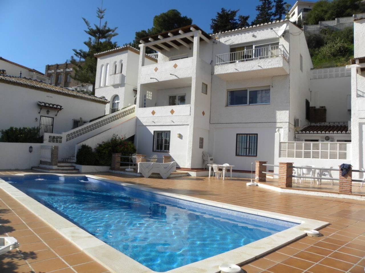 Apartment for Sale in Almuñécar