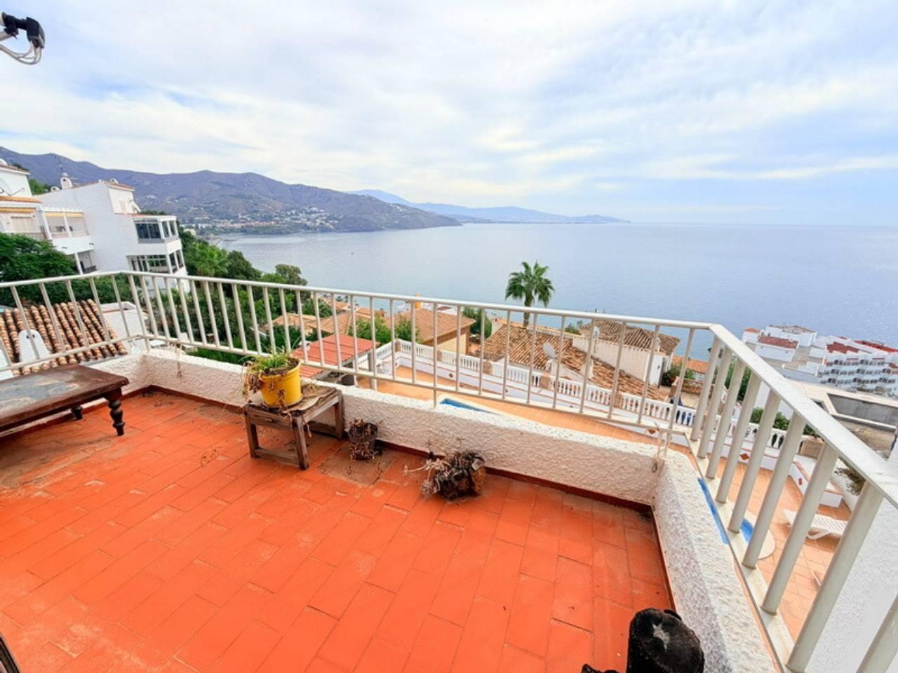 Apartment for Sale in Almuñécar