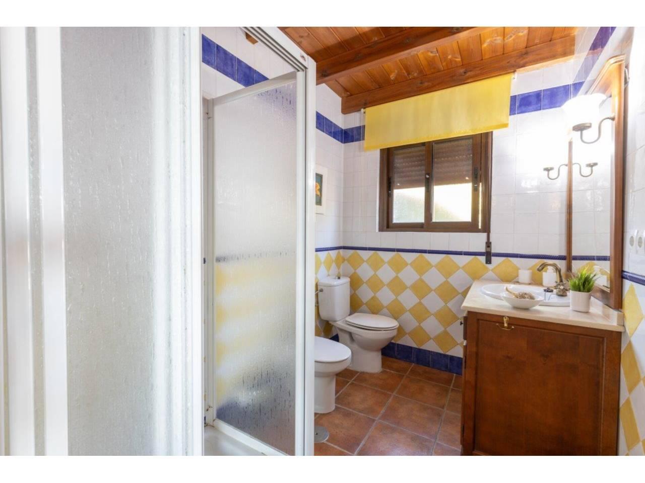 Chalet for Sale in Almuñécar