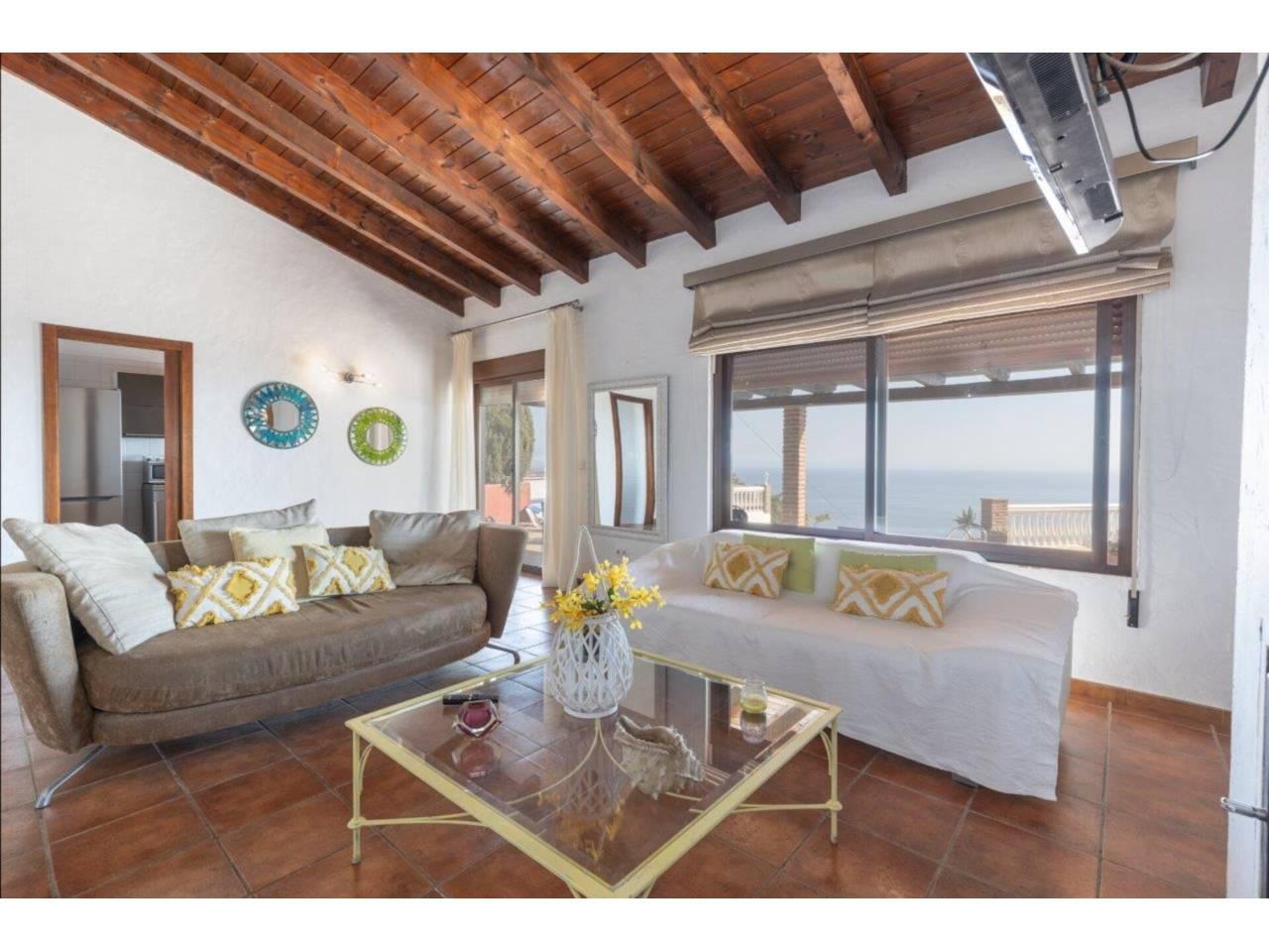 Chalet for Sale in Almuñécar