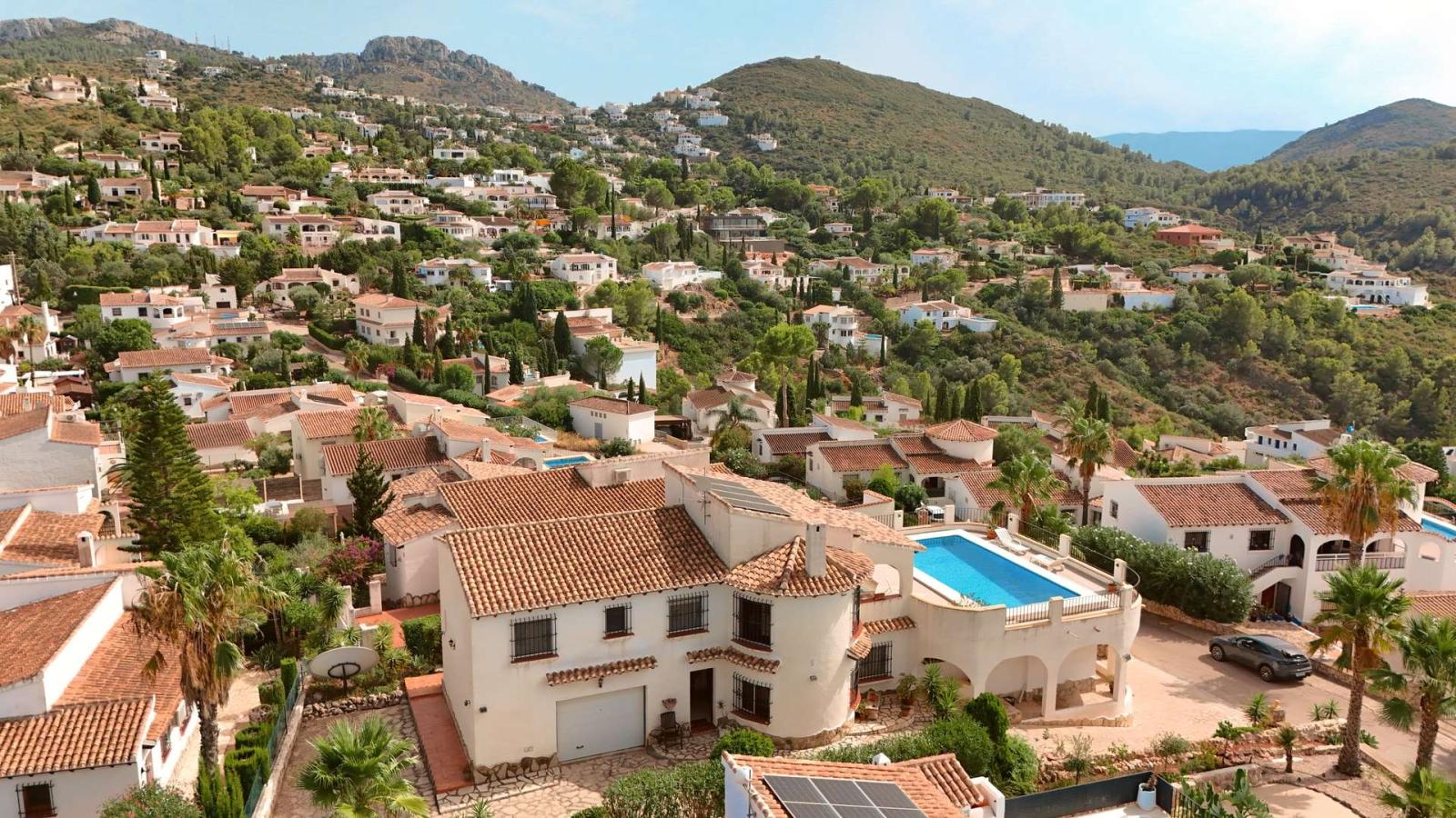 Villa for Sale in Pego