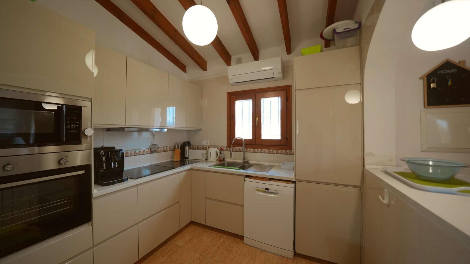 Villa for Sale in Pego