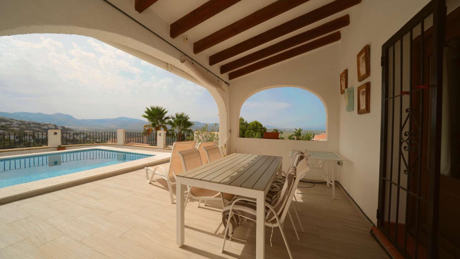 Villa for Sale in Pego