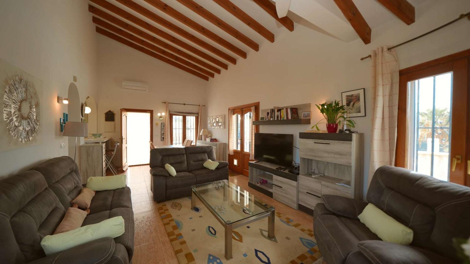 Villa for Sale in Pego