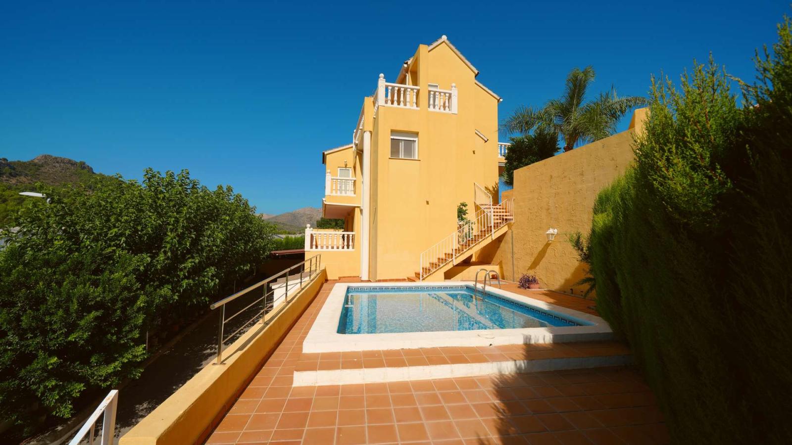 Villa en Venta en Orba