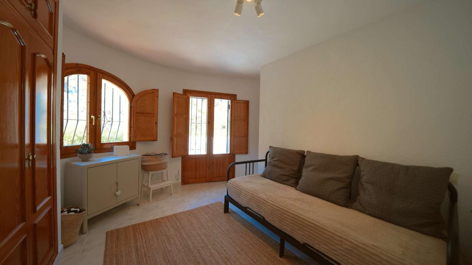 Villa for Sale in Pedreguer