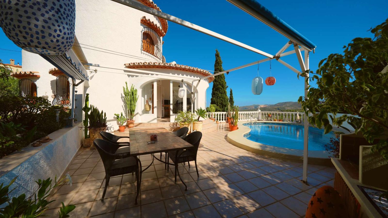 Villa for Sale in Pedreguer