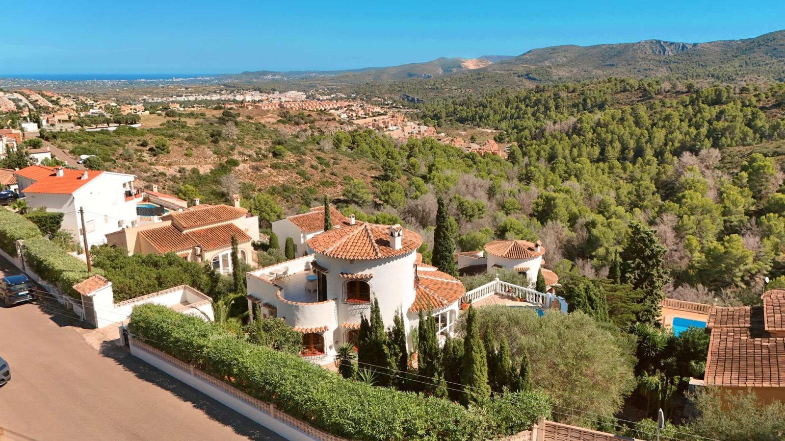Villa for Sale in Pedreguer