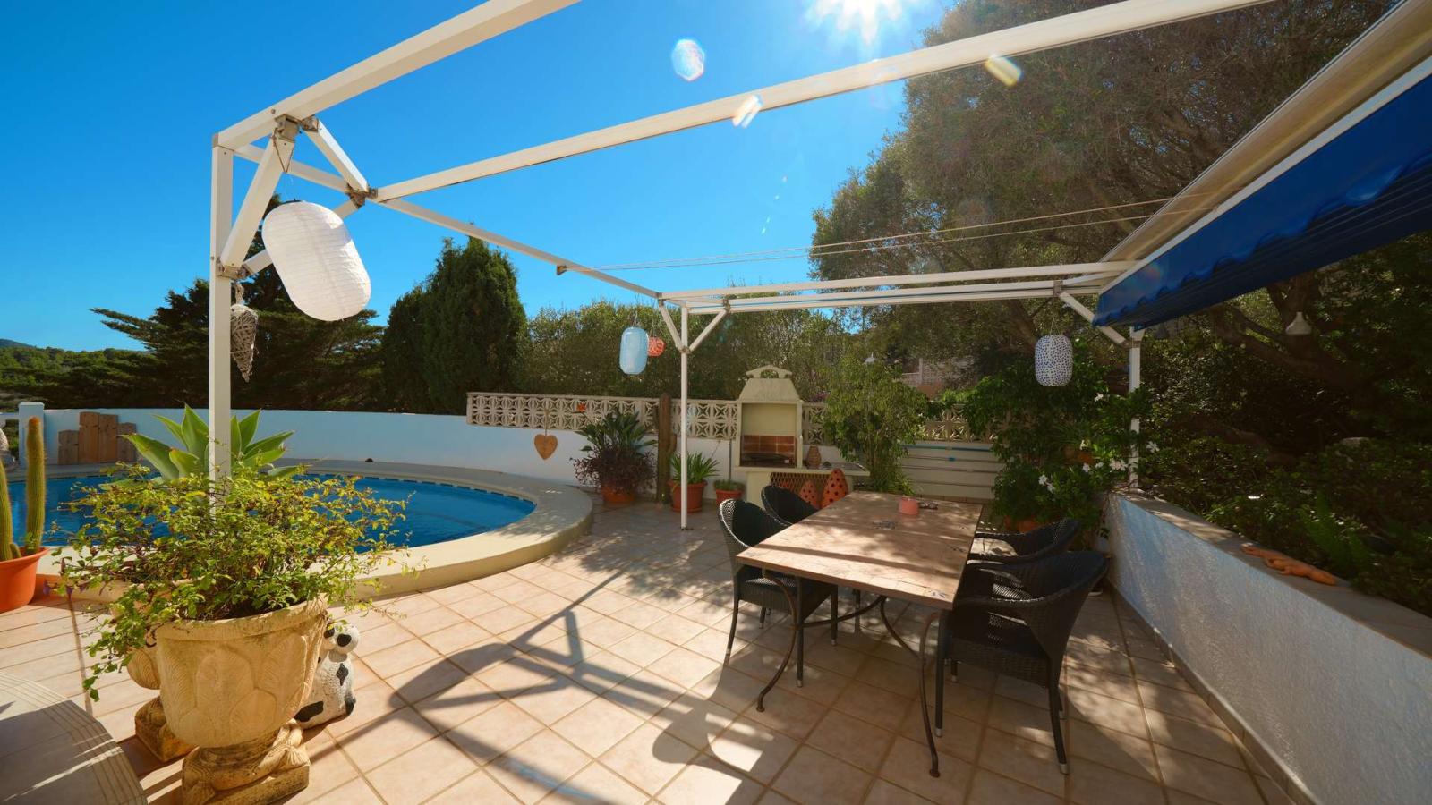 Villa for Sale in Pedreguer