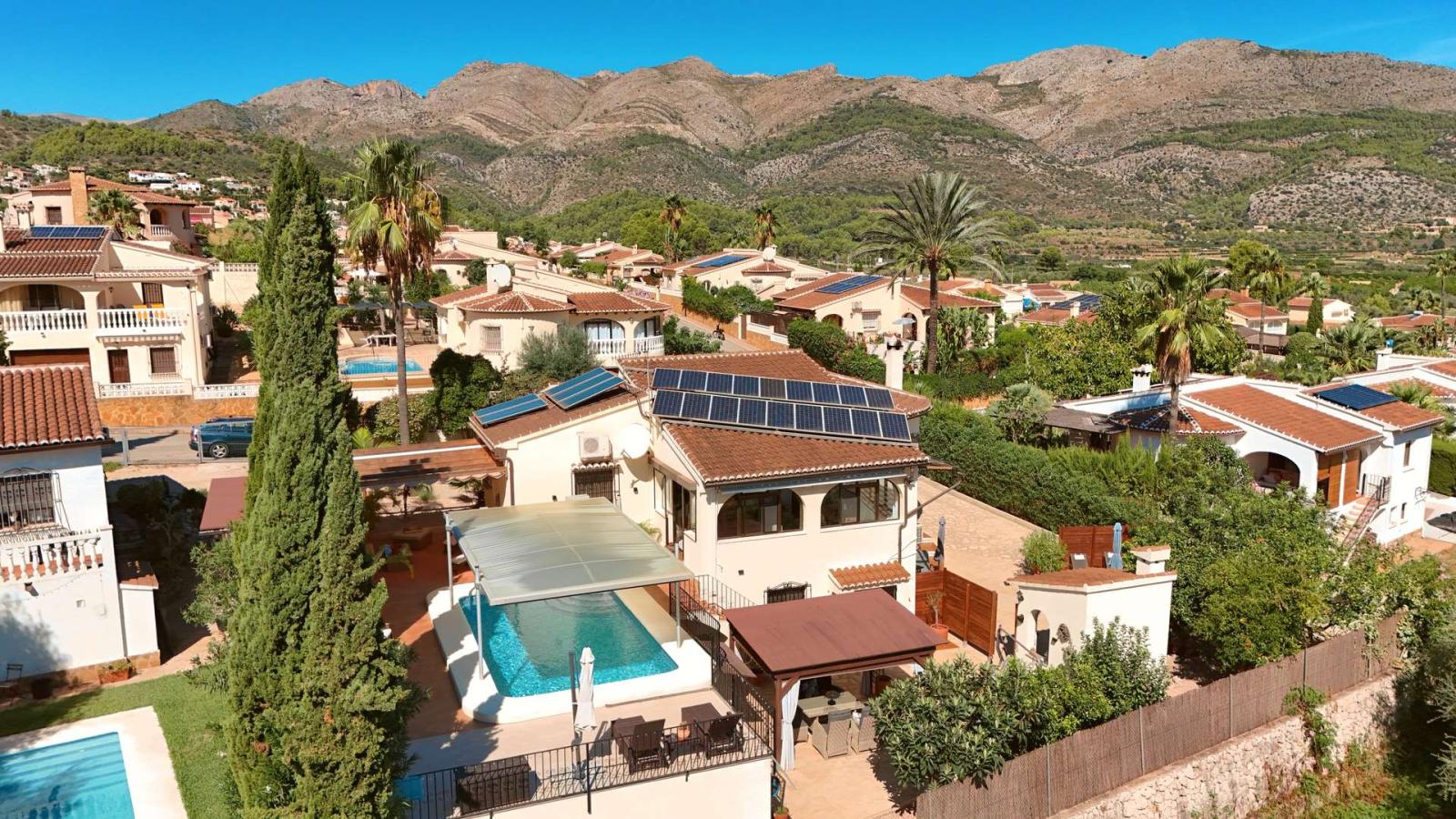 Villa for Sale in Orba