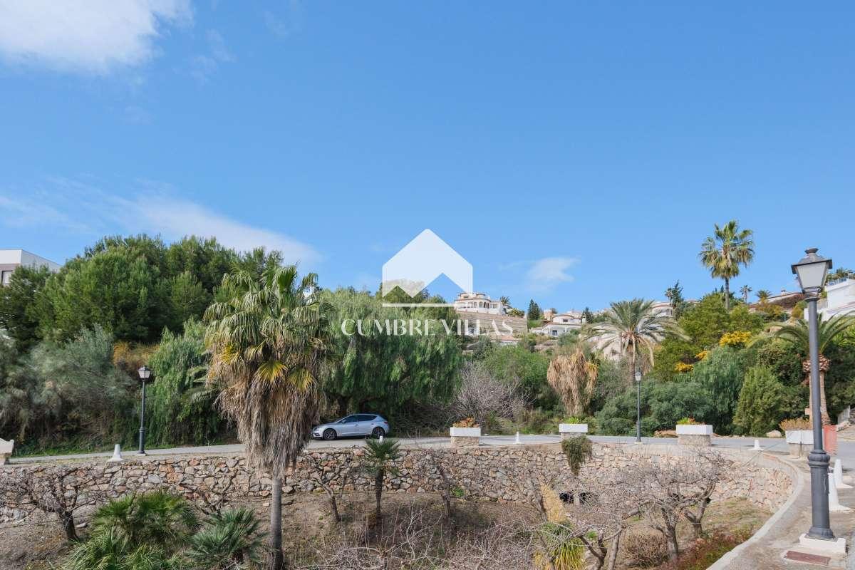 Plot for Sale in Salobreña