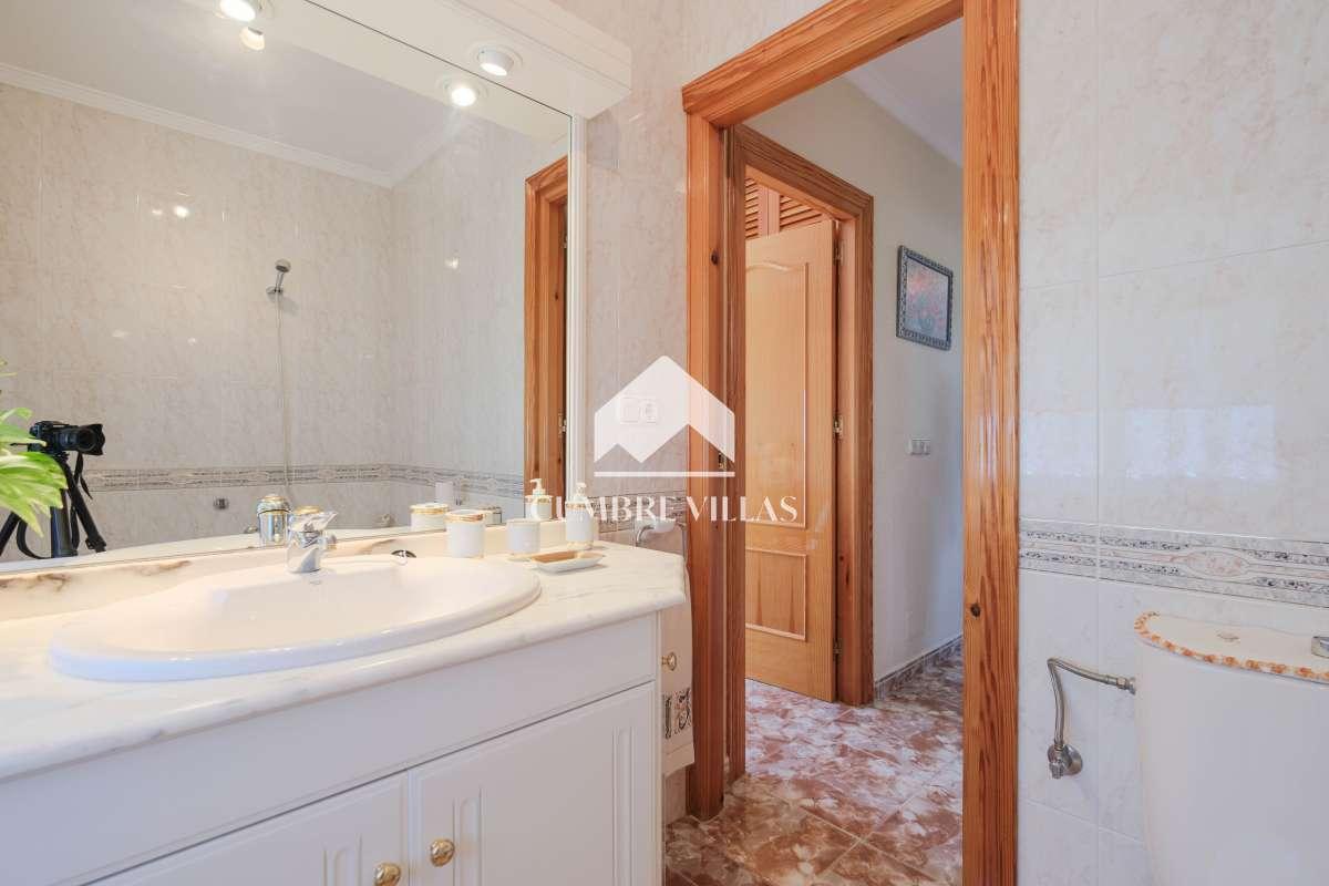 House for Sale in Salobreña