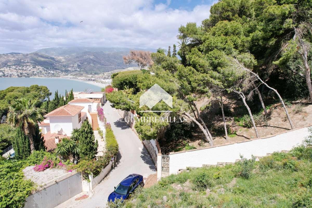 Plot for Sale in Almuñécar