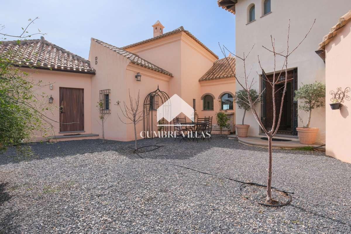 House for Sale in Itrabo
