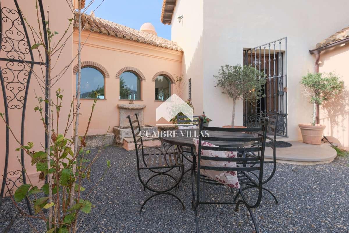 House for Sale in Itrabo